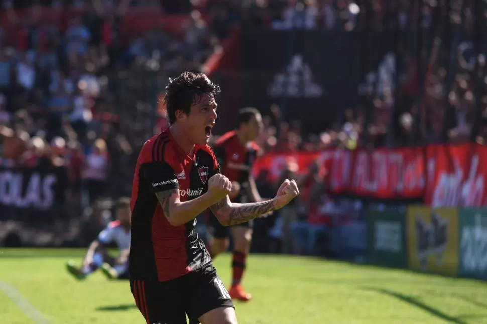 HOMBRE CLAVE. Formica marcó el gol del triunfo de Newell’s. credito xxxxxxxx