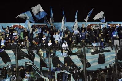 Atlético manda en casa y afuera