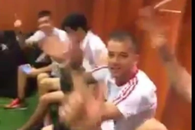 Video: un delantero de River develó qué música se escucha en el vestuario
