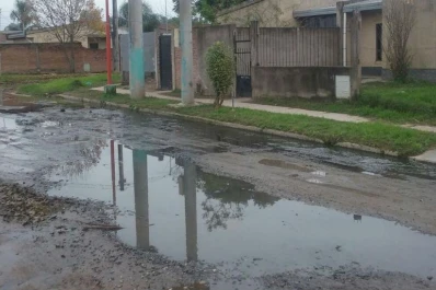 Los líquidos cloacales amenazan la salud de los vecinos de Las Talitas