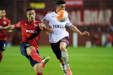 Independiente venció a Lanús y selló el pase a octavos de final