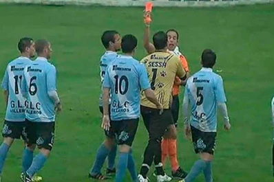 Sessa amenazó con dejar el fútbol si lo sancionan por muchas fechas