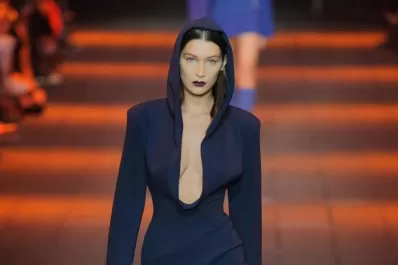 Cuando la vestimenta del futuro no deja lugar a la del presente