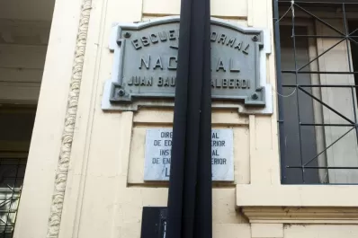 La indisciplina desvela a la dirección de la Normal