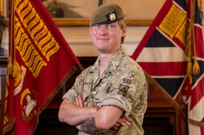 Una trans será la primera británica en ser admitida por el ejército en el frente de combate