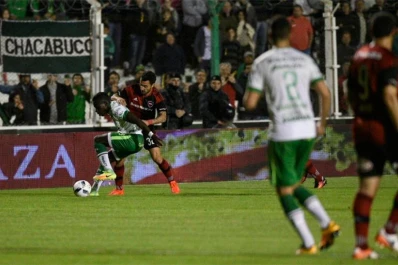 Newell's no supo mantener la ventaja ante Sarmiento