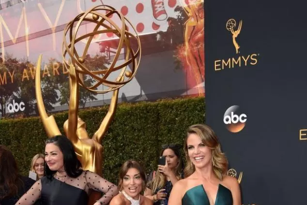 EMMY 2016. Looks. FOTO TOMADA DE COMERCIO.COM