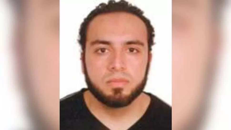 BUSCADO.  Ahmad Khan Rahami, de 28 años. 