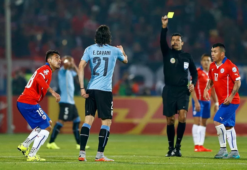 Sandro Ricci arbitró un recordado partido entre Uruguay y CHile en la Copa América 2014.
FOTO DE ARCHIVO