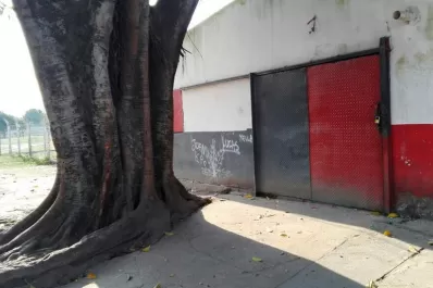 Trayan preside el club donde se iba a dar una charla sobre adicciones