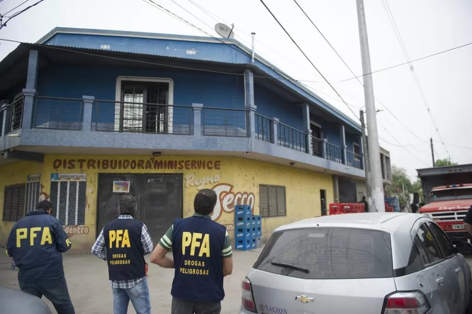 EN LA MIRA. Se realizó el segundo allanamiento a los Reyna desde junio. LA GACETA / FOTO DE JORGE OLMOS SGROSSO