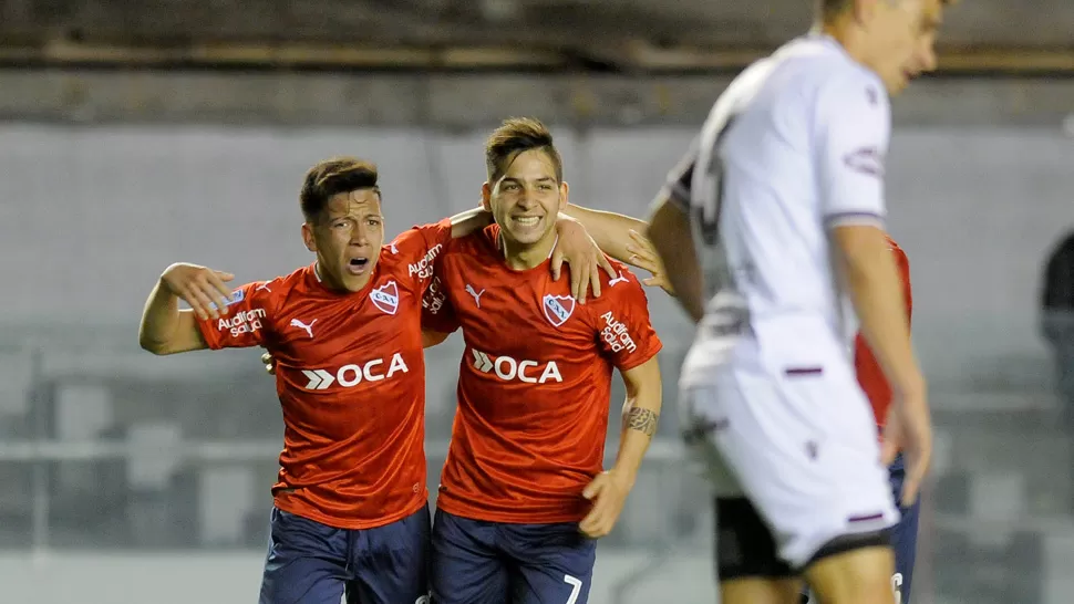 POR MAS. Independiente eliminó a Lanús y esta tarde, desde las 19.15, recibe a Chapecoense, por Fox Sports. ARCHIVO