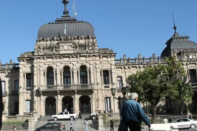 Los funcionarios del PE deberán someterse a controles para determinar si consumieron drogas