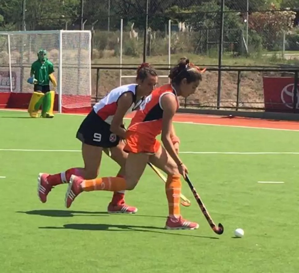 OPORTUNA. Melani Matos anotó el gol del empate ante Litoral cerca del final. foto de patricia escudero 