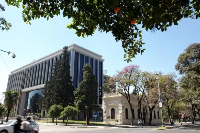 Echarán al personal legislativo vinculado a delitos