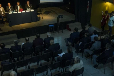 Les faltó el público, pero les sobraron los bríos