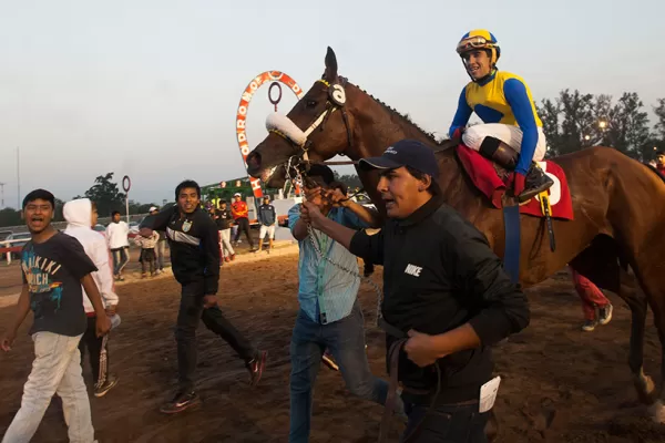 Frances Net se quedó con el Gran Premio Batalla de Tucumán