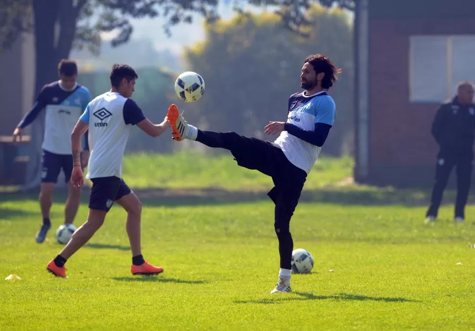 RESPETO. Lucchetti no le teme a Newell’s pero sabe de su potencial y no piensa subestimarlo en el partido de hoy.  la gaceta / foto de franco vera (archivo)