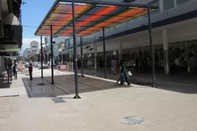 Día del Empleado de Comercio: mañana no habrá actividad comercial en Tucumán