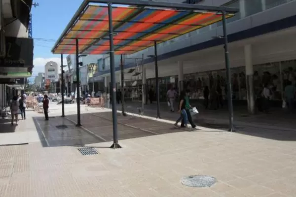 Día del Empleado de Comercio: mañana no habrá actividad comercial en Tucumán