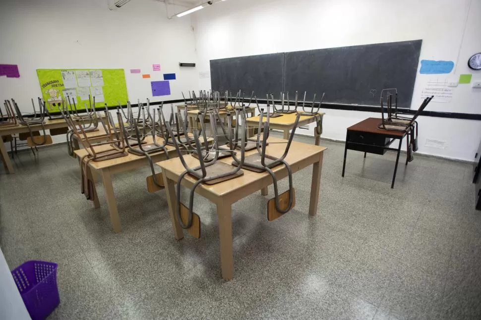 SIN CLASES. Los gremios que representan a los docentes de escuelas públicas y a los educadores universitarios se plegarán hoy a la huelga.  la gaceta / foto de Inés Quinteros Orio (archivo)