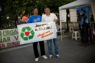 Los “santos” devuelven la gentileza