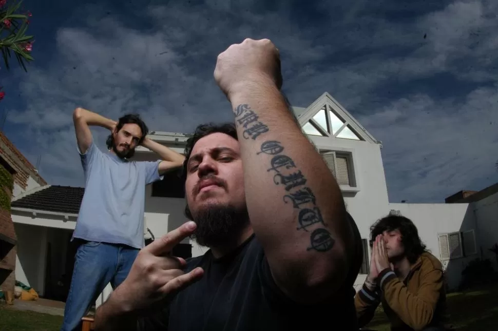 TRÍO. En el grupo, las composiciones nacen a partir de la improvisación. undiaunacancion.com