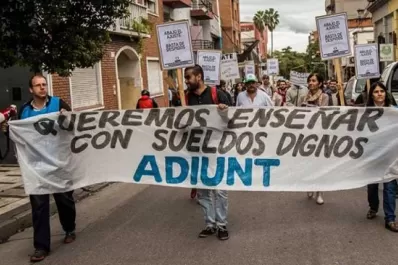 Mañana no habrá actividad en la UNT por un paro docente