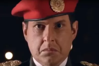 El polémico tráiler de El Comandante, la serie sobre la vida de Hugo Chávez