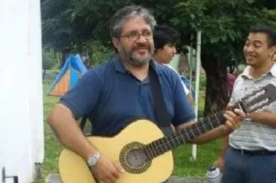 Por segundo día consecutivo, la muerte del padre Viroche es tendencia en Twitter