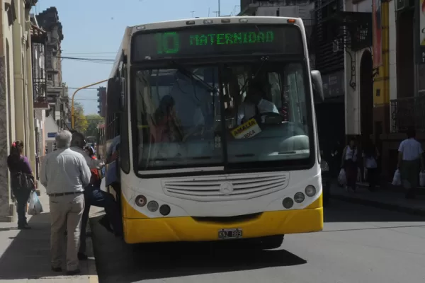 Se levantó el paro de colectivos que estaba previsto para mañana