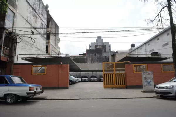 Objetan el alquiler de 23 cocheras para un ministerio