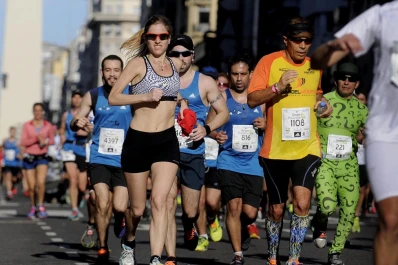 El corredor etíope Amda ganó la Maratón de Buenos Aires y dos argentinos ocuparon el podio