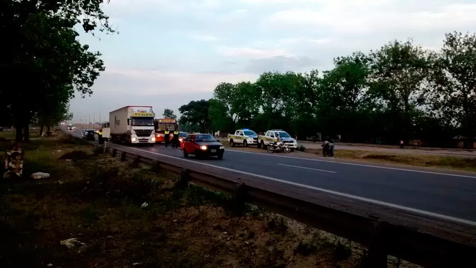 OPERATIVO. Vecinos del lugar indicaron que los ataques pirañas son habituales en la zona del Mercofrut. 