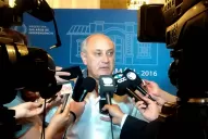 El Gobierno cruzó a Amaya: Tucumán tiene una fuerte planificación de viviendas, dijo Durán