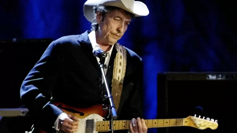 BOB DYLAN. El artista, durante un concierto. REUTERS