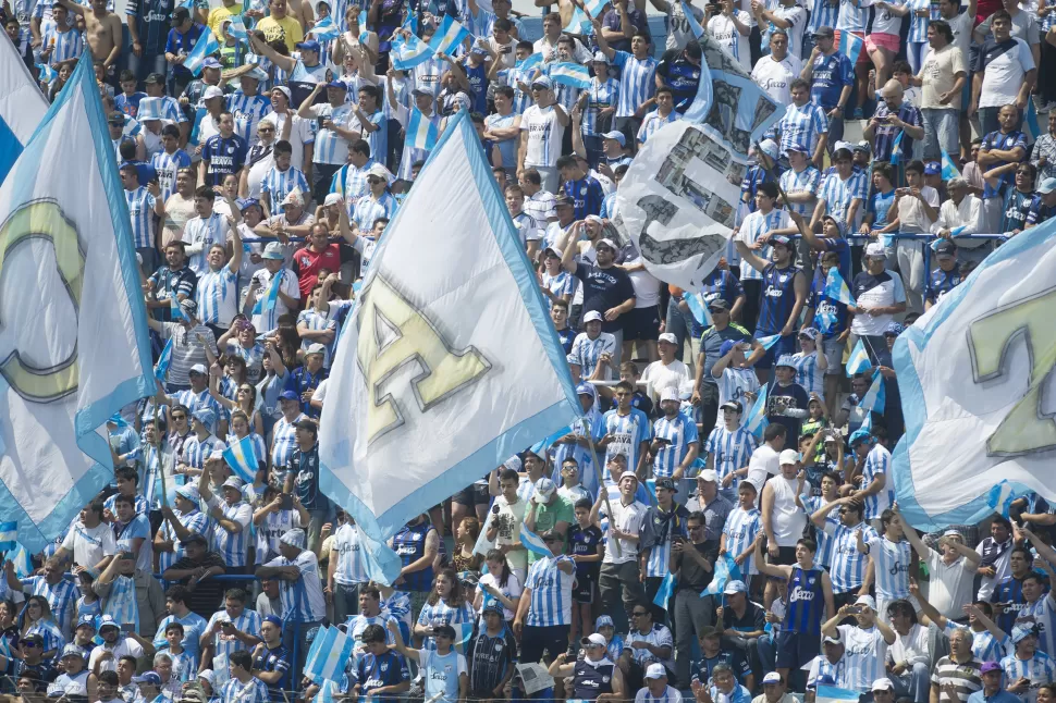 AGUANTE. El Decano va a la Libertadores. ARCHIVO