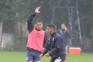 Atlético necesita una firma más para festejar el ingreso a la Copa