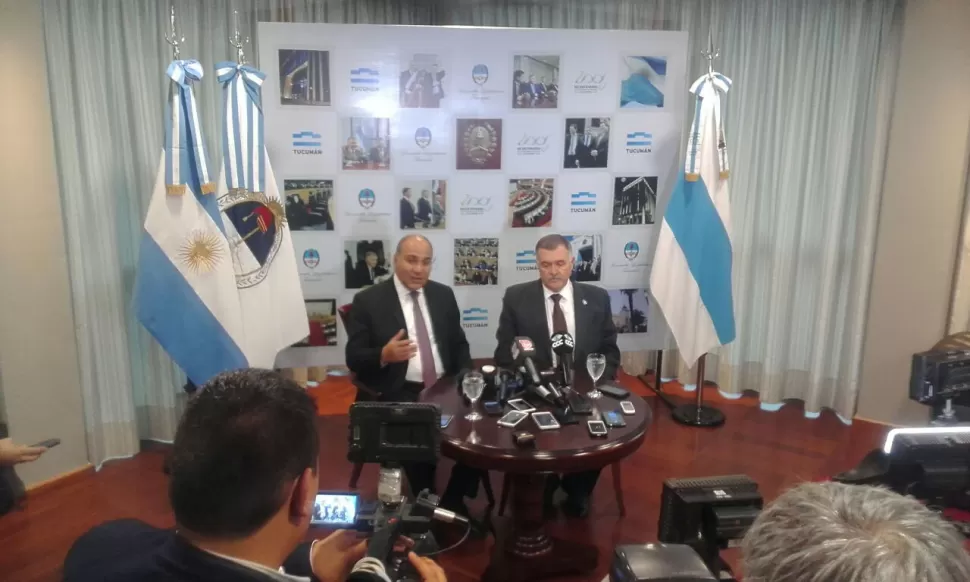 CONFERENCIA DE PRENSA. Manzur y Jaldo hablan en la Legislatura. LA GACETA / JORGE OLMOS SGROSSO