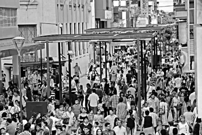 El 70% de los argentinos gana menos de $ 8.000 mensuales