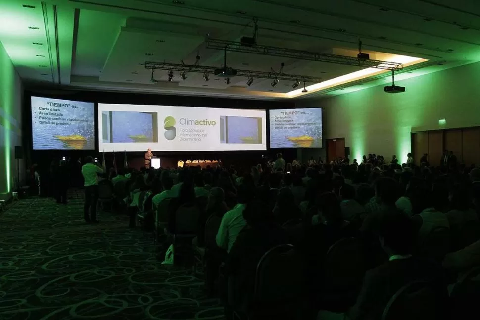 PARTICIPACIÓN. Cinco mil personas debatieron en el Sheraton sobre la relación entre salud y ambiente. Ministerio de Salud Pública de Tucumán