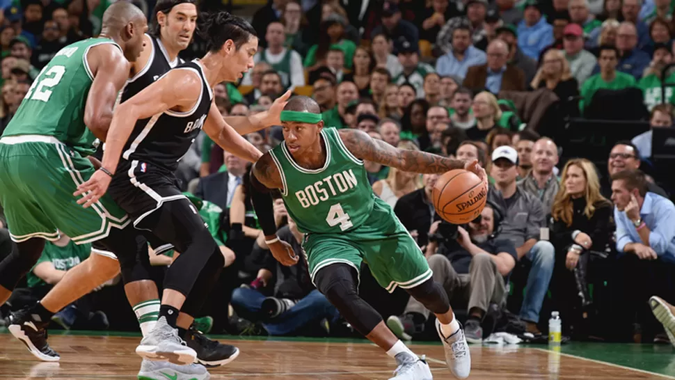 EN CANCHA. Scola ingresó como suplente y jugó 21 minutos en su nuevo equipo. FOTO TOMADA DE NBA.COM/NETS