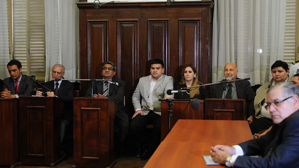 ESTA MAÑANA. Los acusados, durante el juicio. LA GACETA / ANALÍA JARAMILLO