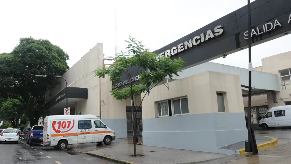 INTERNADOS. Los dos accidentados pasarán el fin de semana internados en el Padilla. LA GACETA / FOTO DE JOSÉ NUNO