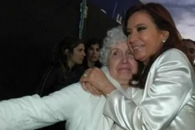 La madre de Cristina integra una cooperativa cuestionada porque recibió millones de pesos
