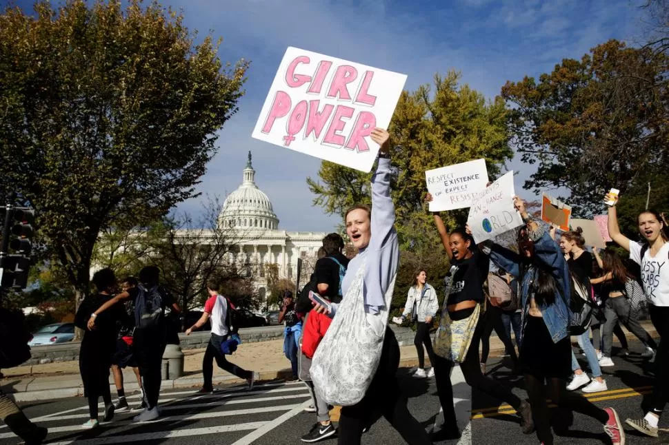 SEGUNDA SEMANA. A siete días de las elecciones presidenciales siguen las manifestaciones callejeras, como la de la imagen en Washington DC. Reuters