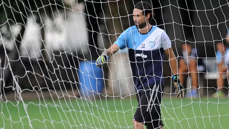 CAUDILLO. Si bien no es titular, Lucchetti es voz autorizada dentro del grupo, además de ser el subcapitán del equipo. LA GACETA / FOTO DE DIEGO ARÁOZ