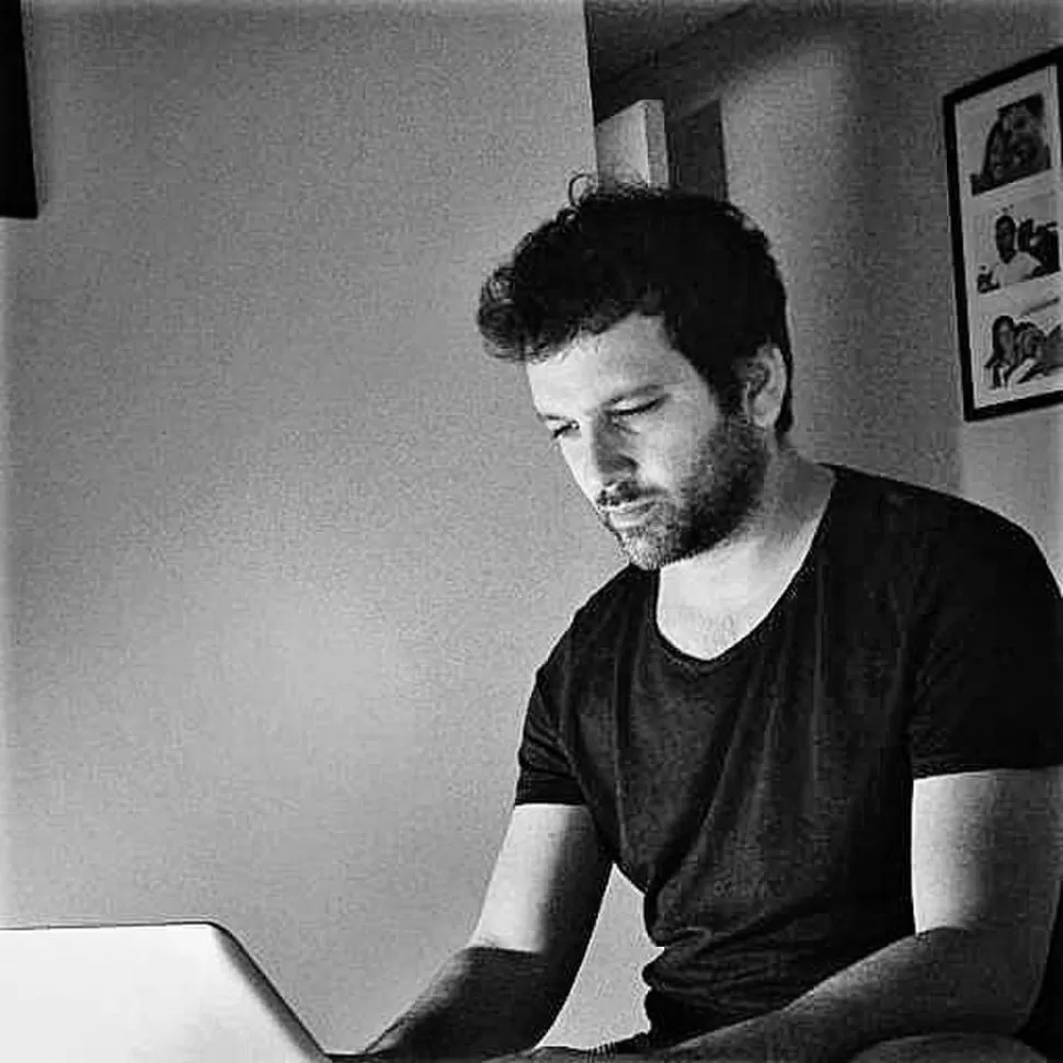 DEFINICIÓN. En Borges “está siempre implícita la promesa de hacerte pasar un tiempo en compañía de una mente de infinita curiosidad”, dice Garcés. 