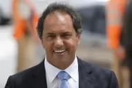 Filman a Daniel Scioli en Punta Cana junto a una joven modelo