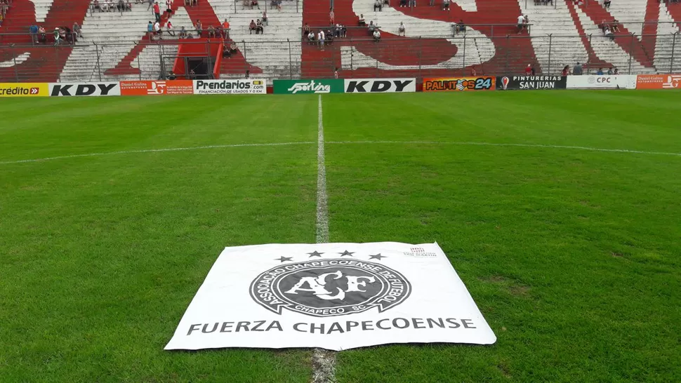 Mirá el homenaje para Chapecoense en La Ciudadela